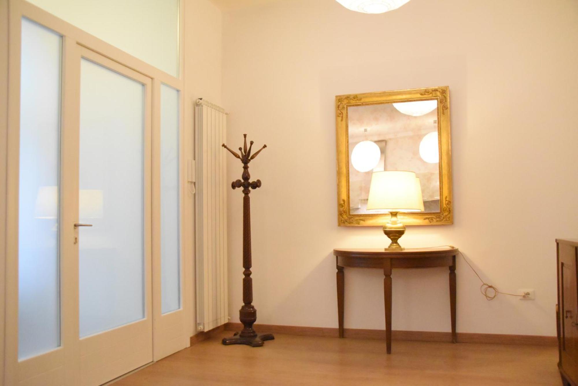 Апартаменти Loft With Private Parking Трієст Екстер'єр фото